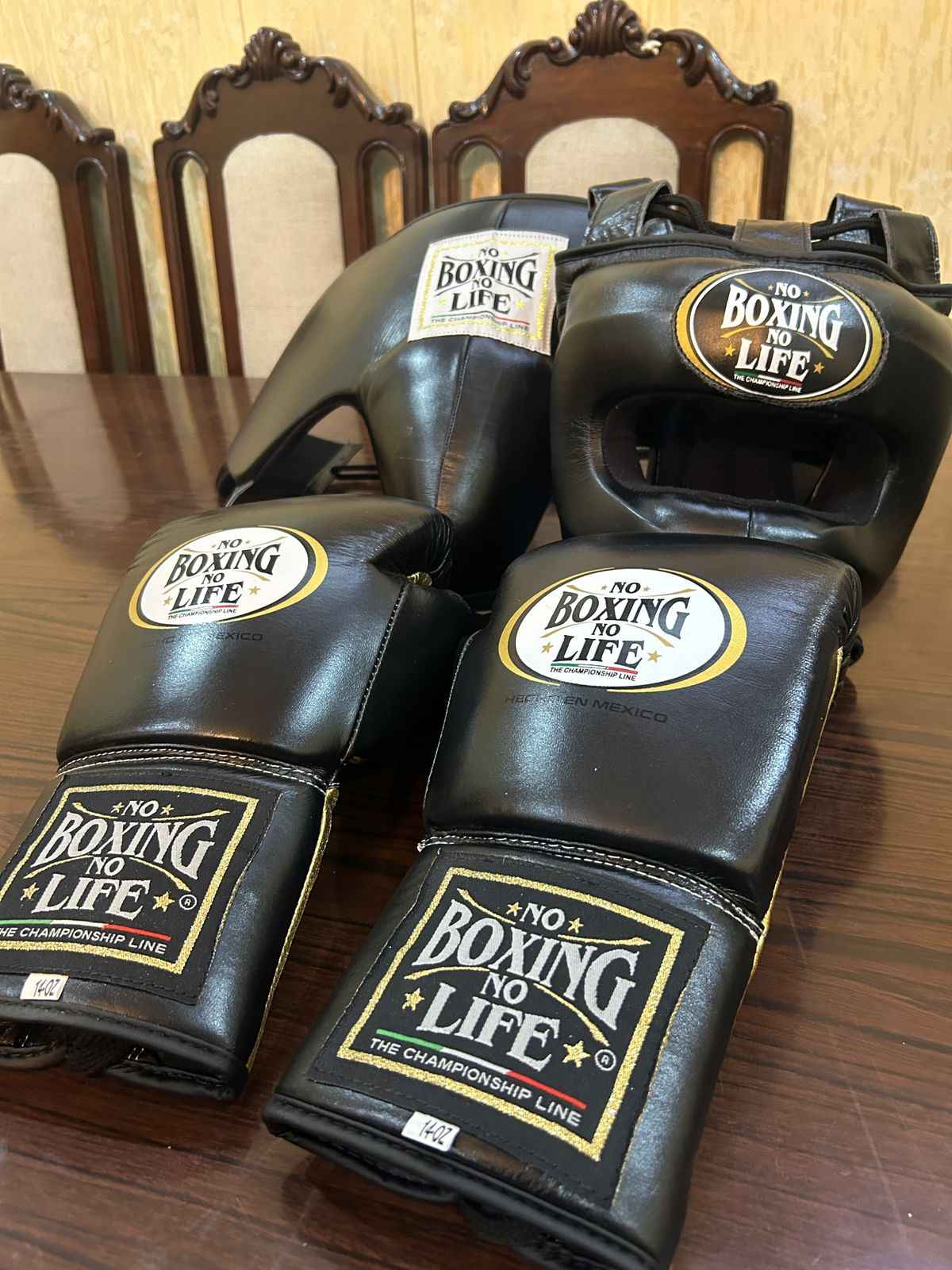 No Boxing No Life All-Black Complete Boxing Set (8oz–20oz) – Gloves, Headgear & Groin Guard for Professional Training & Sparring - PunchPro Boxing